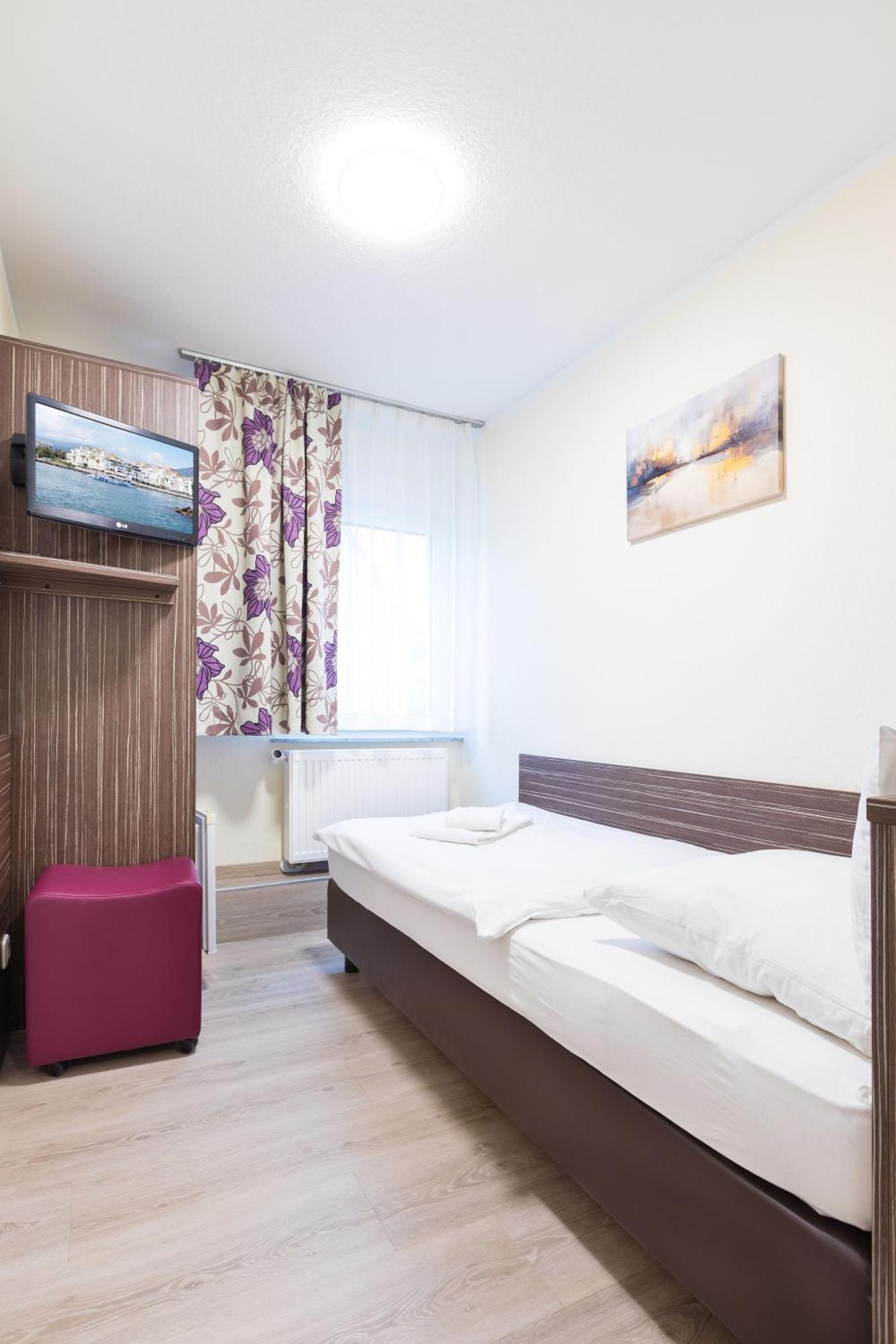 Pension Altes Backhaus Херцогенаурах Экстерьер фото