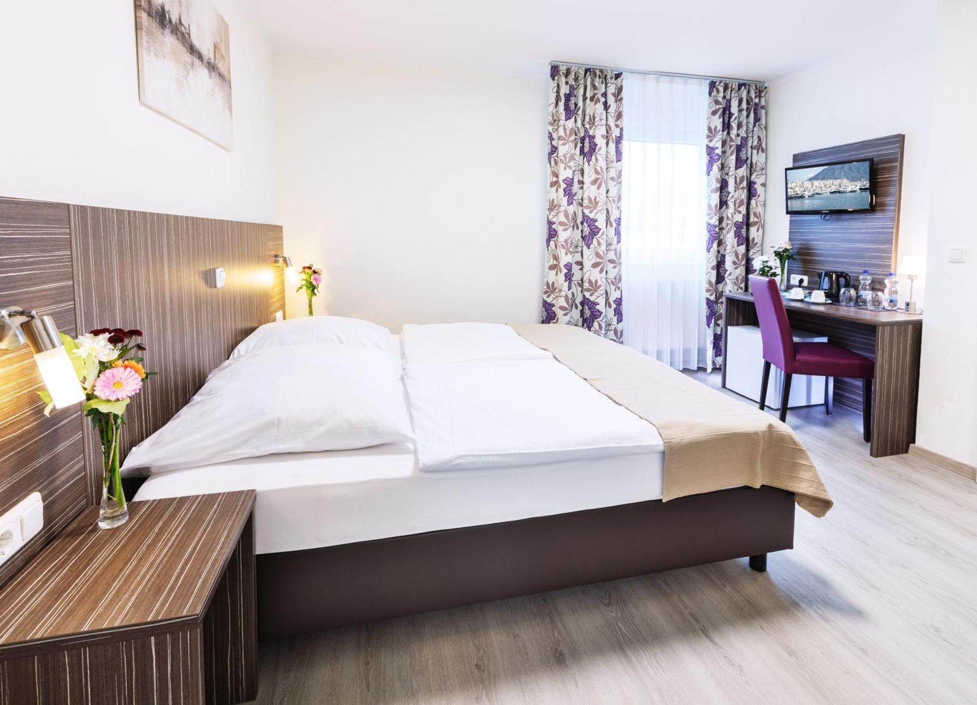 Pension Altes Backhaus Херцогенаурах Экстерьер фото