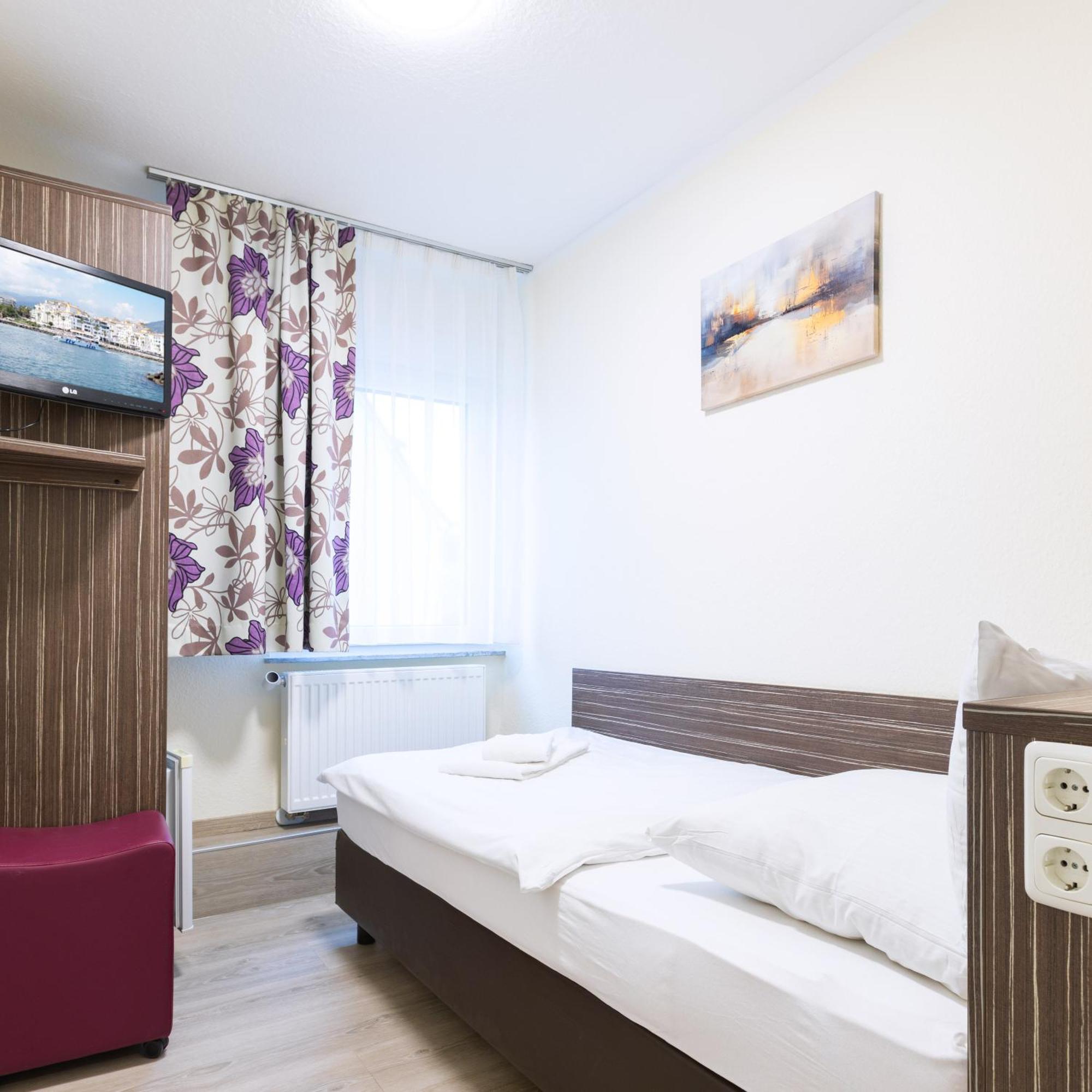 Pension Altes Backhaus Херцогенаурах Экстерьер фото