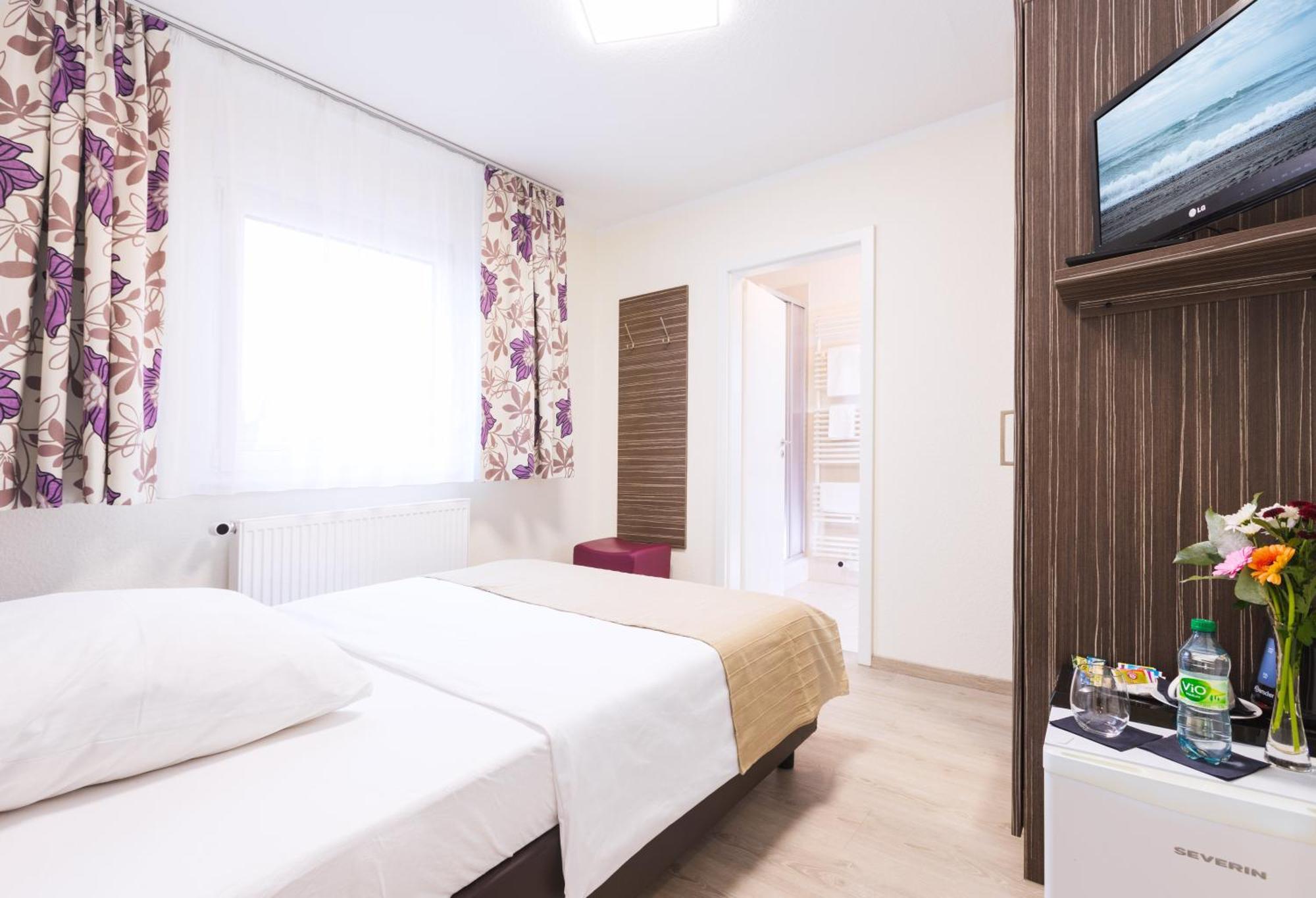 Pension Altes Backhaus Херцогенаурах Экстерьер фото