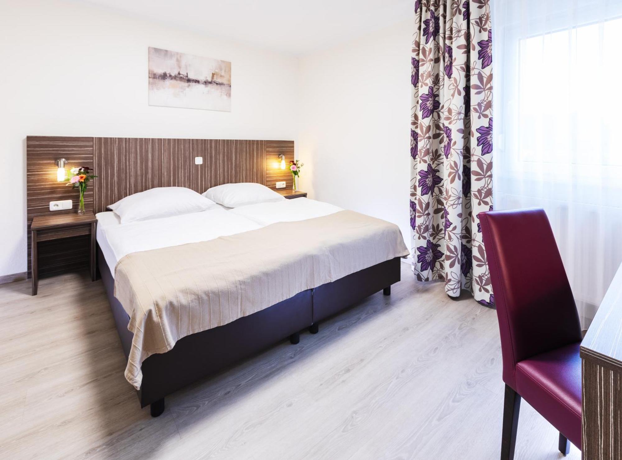 Pension Altes Backhaus Херцогенаурах Экстерьер фото